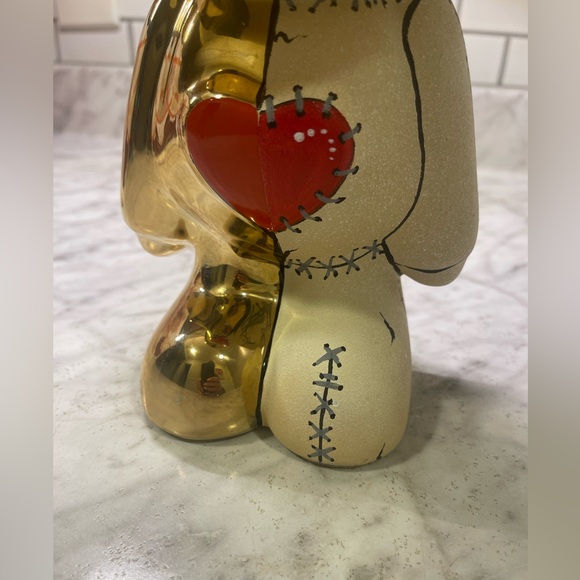 ‘Supreme’ Hand Painted Love and Future Ceramic Teddy Bear Bank - Picture 5 of 14